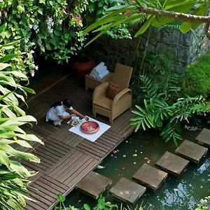 5* Resort Taj Cove And